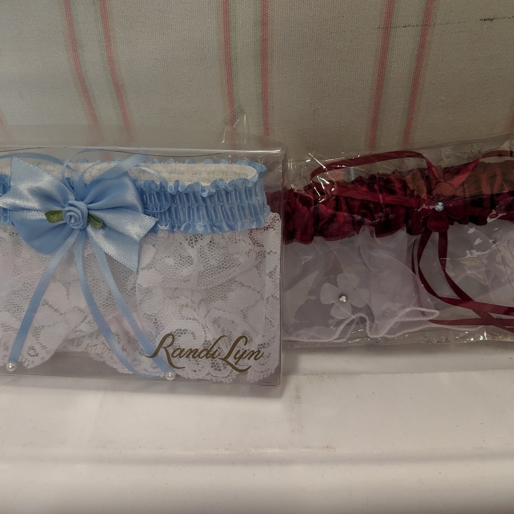 Two new garters‎ bridal, prom...